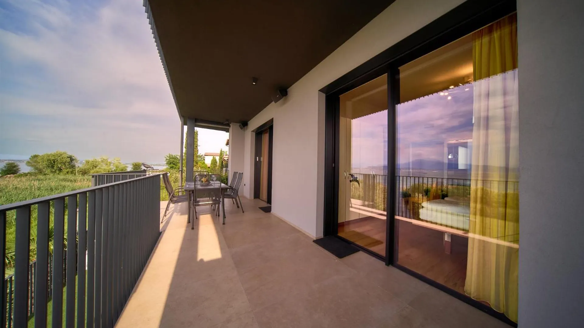 Vela Blu Apartments Peschiera del Garda İtalya